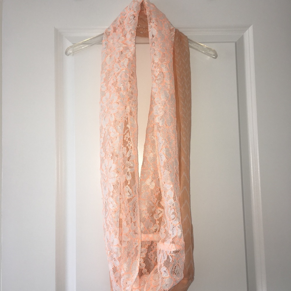 Two pattern Infinity scarf - Picture 2 of 2